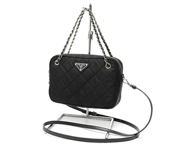 Bolsa de ombro em nylon acolchoado Prada Preto