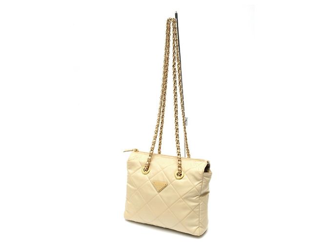Tote Sac cabas à chaîne Prada Re-Edition 1995 Beige
