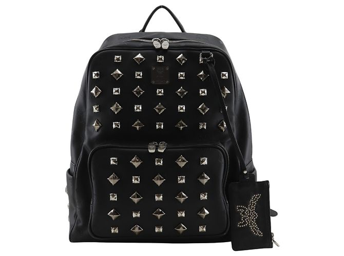 Zaino MCM nero con borchie