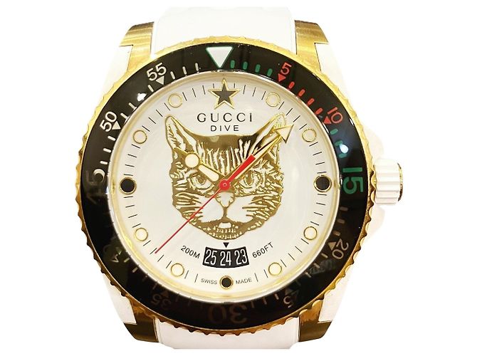 Reloj Gucci Dive Mystic Cat