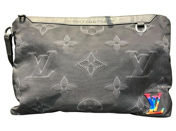 Pochette A4 réversible Louis Vuitton Noir