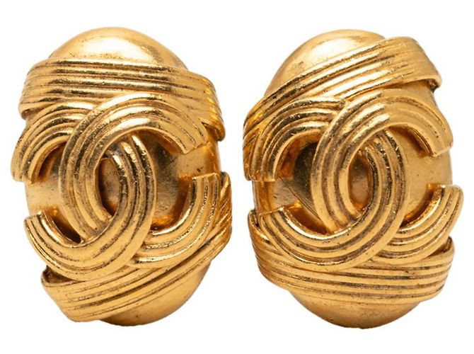 Orecchini a clip vintage Chanel Coco Mark D'oro