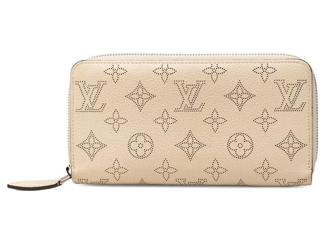 Louis Vuitton Monogram Mahina Zippy Wallet Cream Eggshell
