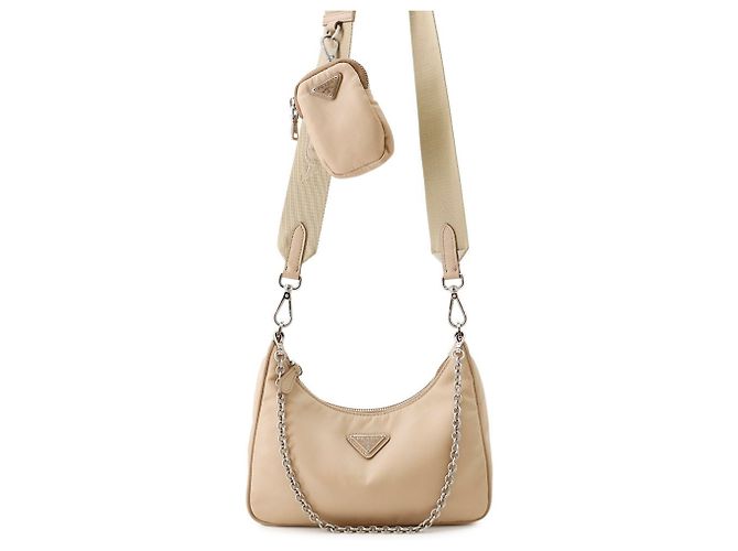 Bolsa de Ombro Prada Re-Edition 2005 Bege