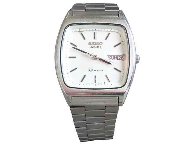Seiko Chronos Quartz Watch ref. 8123-5240 White Silver hardware