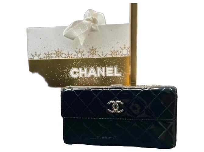 Timeless Chanel Classic Long Flap Wallet Black Patent Leather