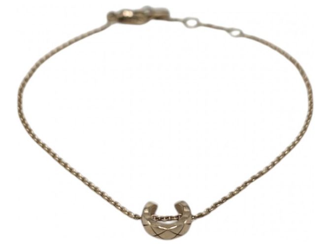Pulseira de Charme Ajustável Chanel Matelassé Coco Crush Dourado
