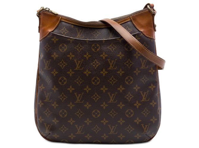 Louis Vuitton Marrom Monogram Odeon MM