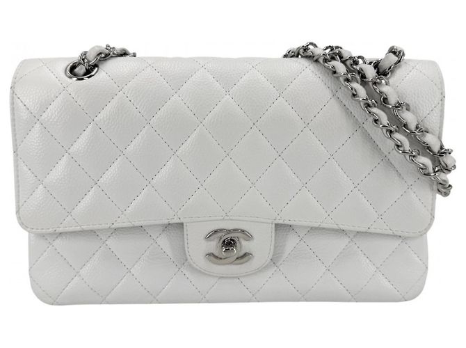 Bolsa de Ombro Chanel Matelassé 25 Branco