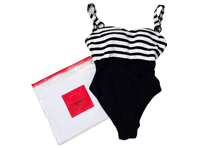 Emanuel Ungaro costume intero righe bianco e nero