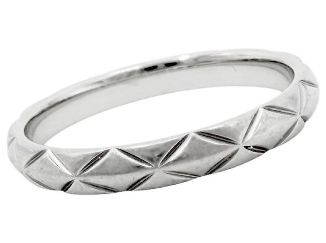 Chanel Matelassé Design Ring