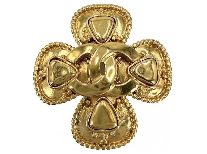 Spilla Vintage Chanel con design a quadrifoglio D'oro
