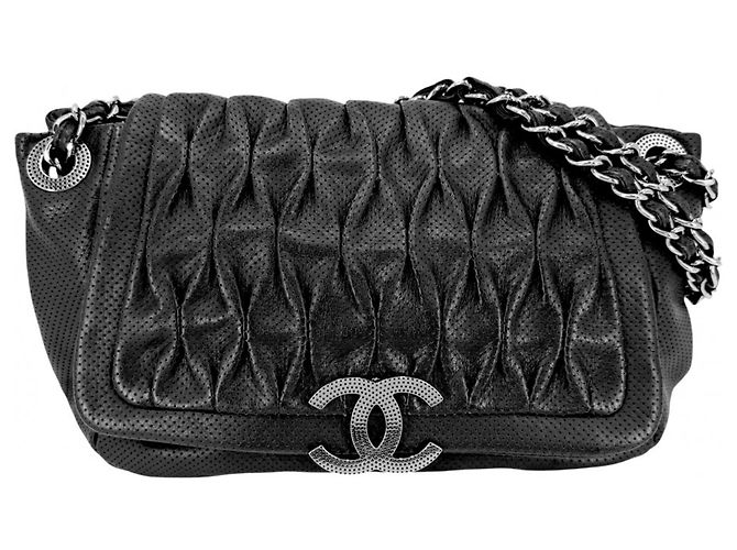 Borsa a tracolla Chanel in pelle nera Nero