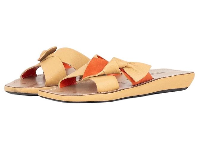 Miu Miu 2000s Angular Ribbon Sandalen Slides Beige