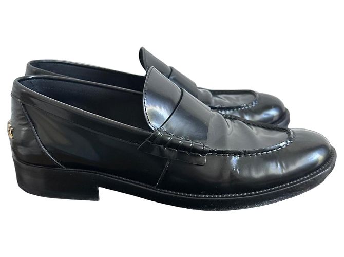 Chanel Mocassini in pelle nera Nero