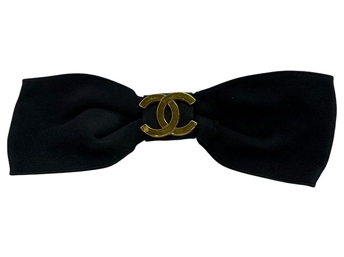 Fermaglio CHANEL Ribbon Logo Coco Mark Nero