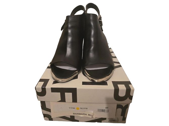 Barbara Bui Black Leather Open-Toe Heeled Sandals
