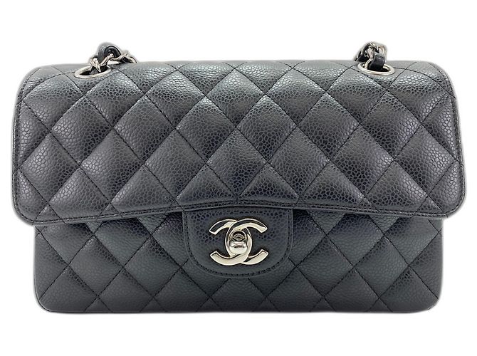 Borsa a Spalla Chanel Matelassé 23, Nero