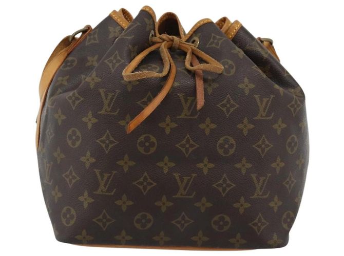 Louis Vuitton Petit Noe Monogram Canvas Braun