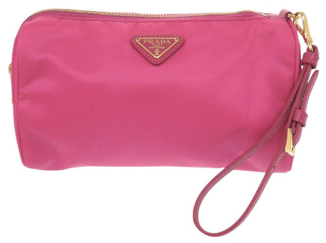 Beauty case in nylon rosa con logo Triangle Prada