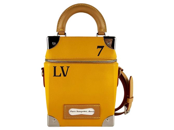 Louis Vuitton Saffron Leather Shoulder Bag Golden