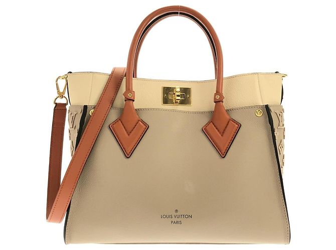 Bolsa Louis Vuitton On My Side MM