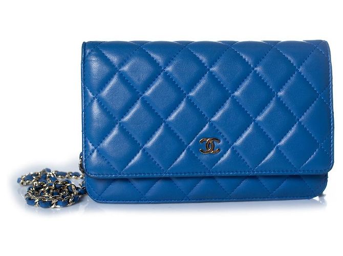 Chanel, wallet on a chain in blue