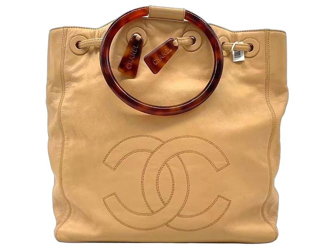 Bolsa Tote Chanel em Couro Bege