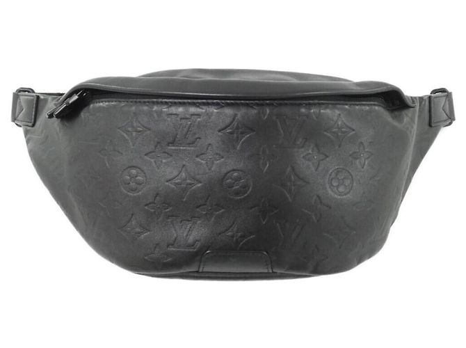 Louis Vuitton Monogram Shadow Discovery Bumbag M44388 Noir