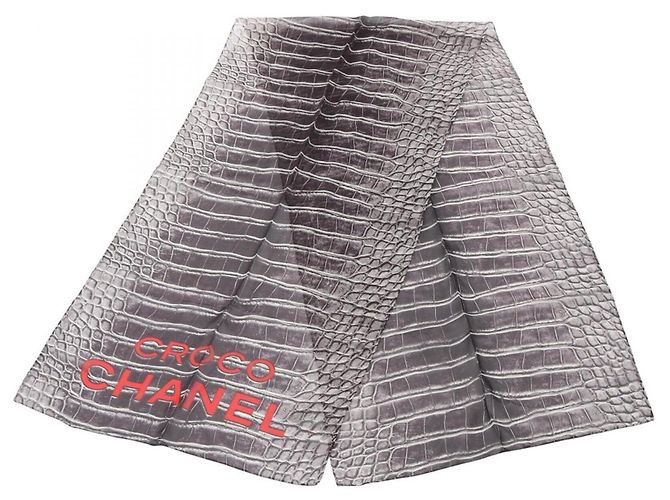 Chanel CHANEL CROCO Sciarpa in seta Nero Rosso Multicolore 