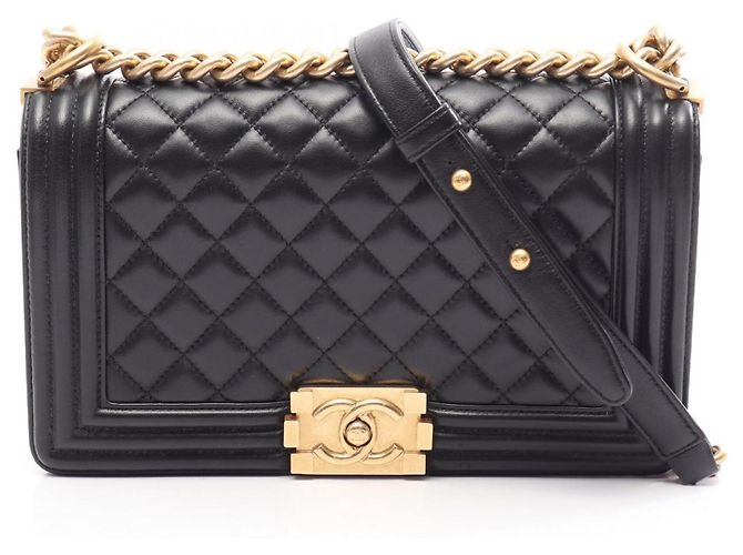 Borsa a tracolla Chanel Boy in agnello nero