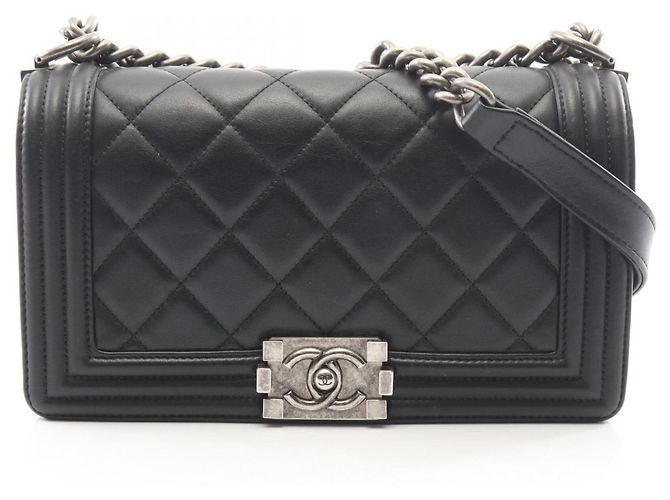 Le Boy Bolsa de ombro Boy da Chanel em pele de cordeiro preta