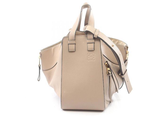 Bolsa de mão de couro Loewe Hammock Small 2-Way Bege