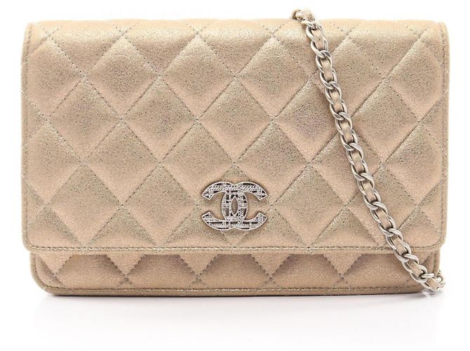 Borsa a Spalla Chanel Matelassé in Pelle Oro D'oro