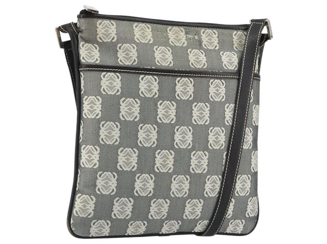 Bolso de hombro LOEWE Canvas Gris Plata Auth 191354 Castaño