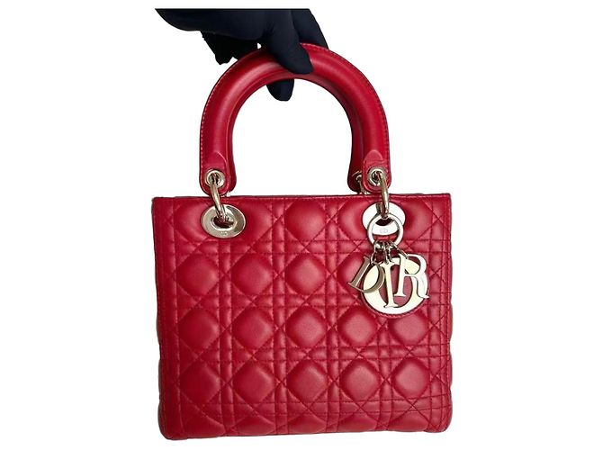 Dior Mini bolsa Lady Dior em couro vermelho