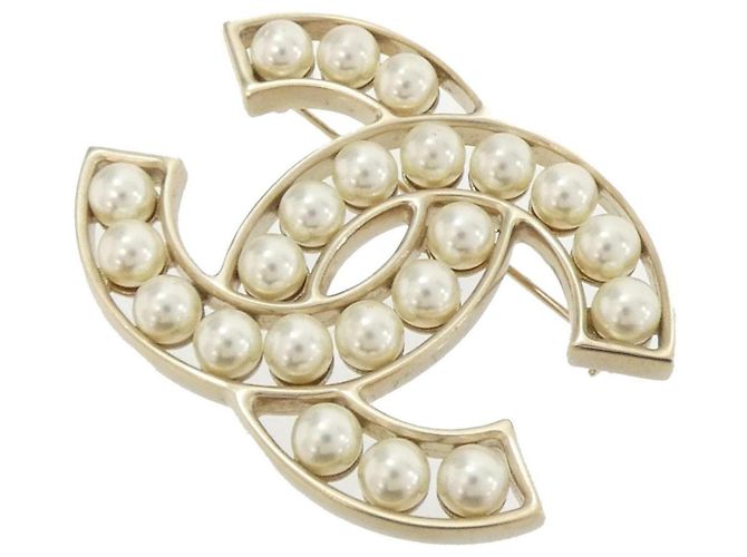 Chanel 64978 Brosche Weiße Perlen