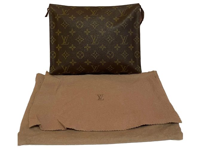 Louis Vuitton Monogram Canvas Pochette Braun
