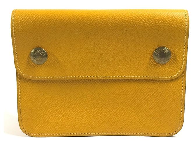 Hermès Riñonera de cuero Courchevel amarillo Hermes