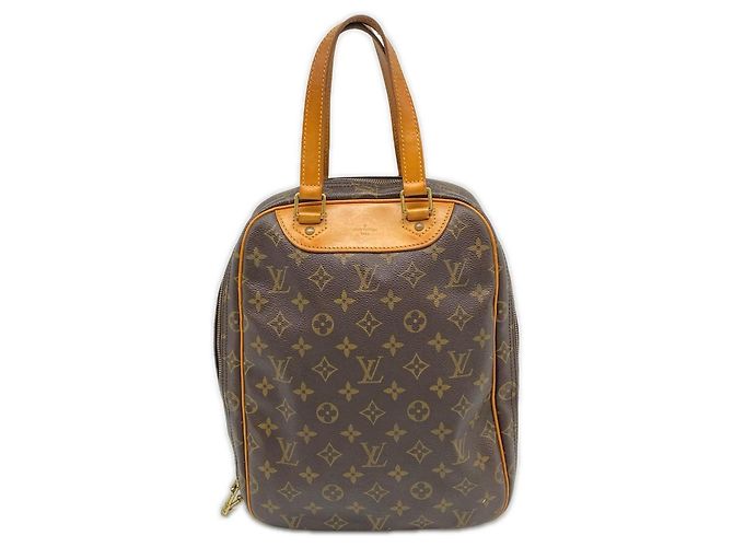 Bolsa Louis Vuitton Monogram Excursion Marrom Bege Monograma