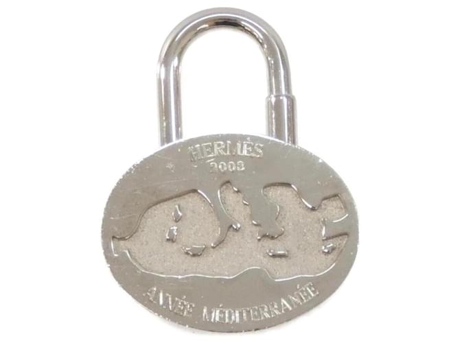 Hermès Hermes LE MEDITERRANEE Gold Keyring Golden 