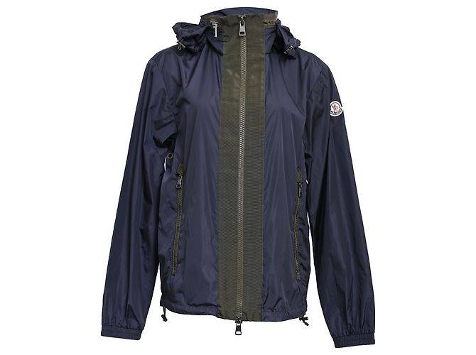 Giacca Capbreton Contrast Moncler in poliammide blu navy