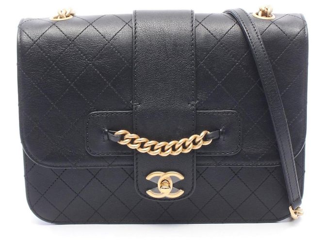 Borsa a tracolla Chanel in pelle matelassé nera Nero