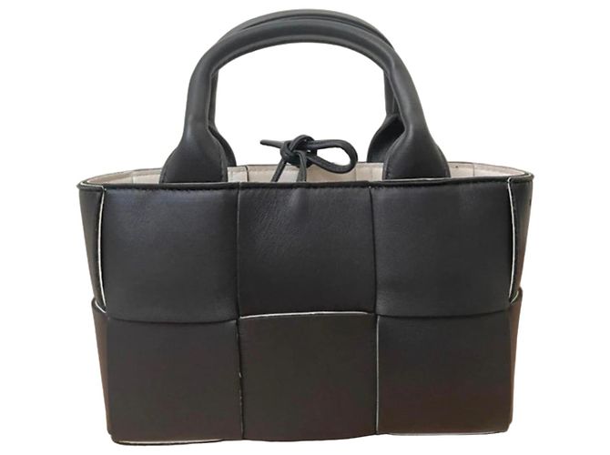 Bottega Veneta Cassette Borsa Pelle Nera Nero