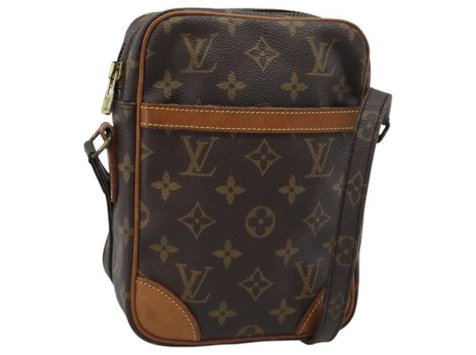 LOUIS VUITTON Bolsa de Ombro Monogram Danube M45266 LV Auth BA13887 Monograma