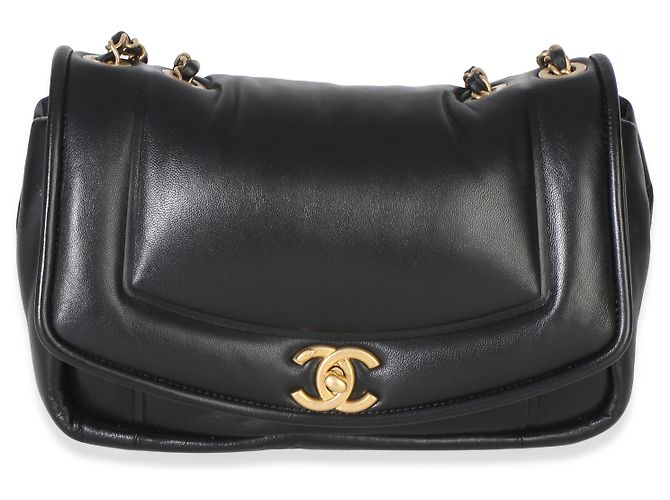 Classique Sac Chanel Black Lambskin Medium Simply Flap