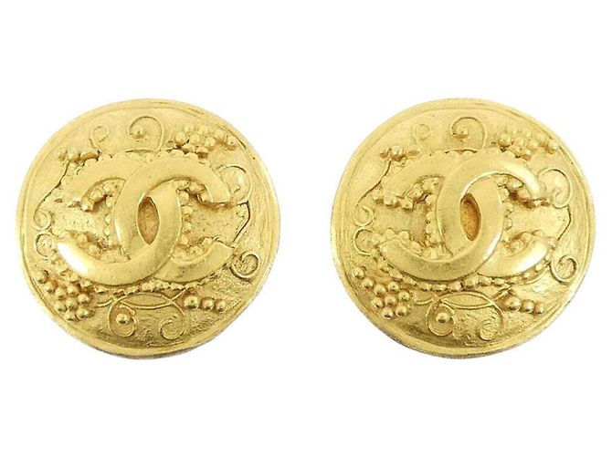 Orecchini a clip Chanel 07240 Gold D'oro