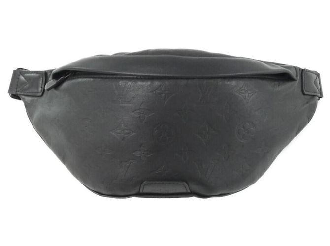 Louis Vuitton Monogram Shadow Discovery Bumbag PM Noir