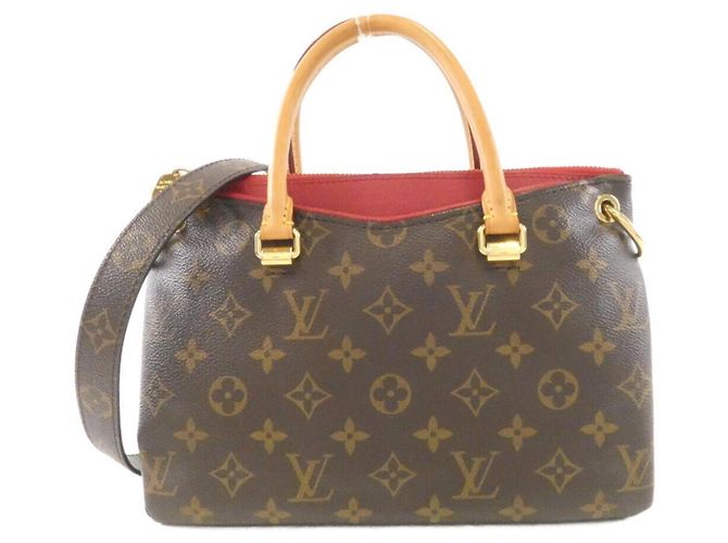 Bolsa Louis Vuitton Monogram Pallas BB Marrom Fuschia