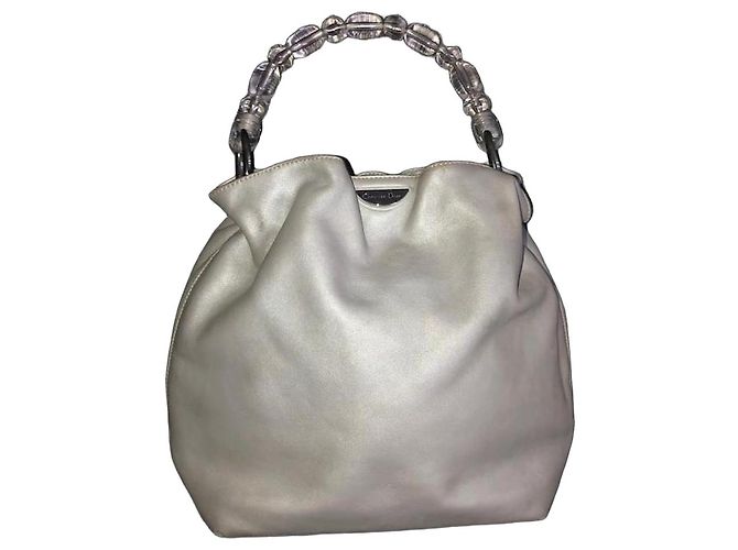 Christian Dior Bolsa Hobo de couro com alça de contas Bege